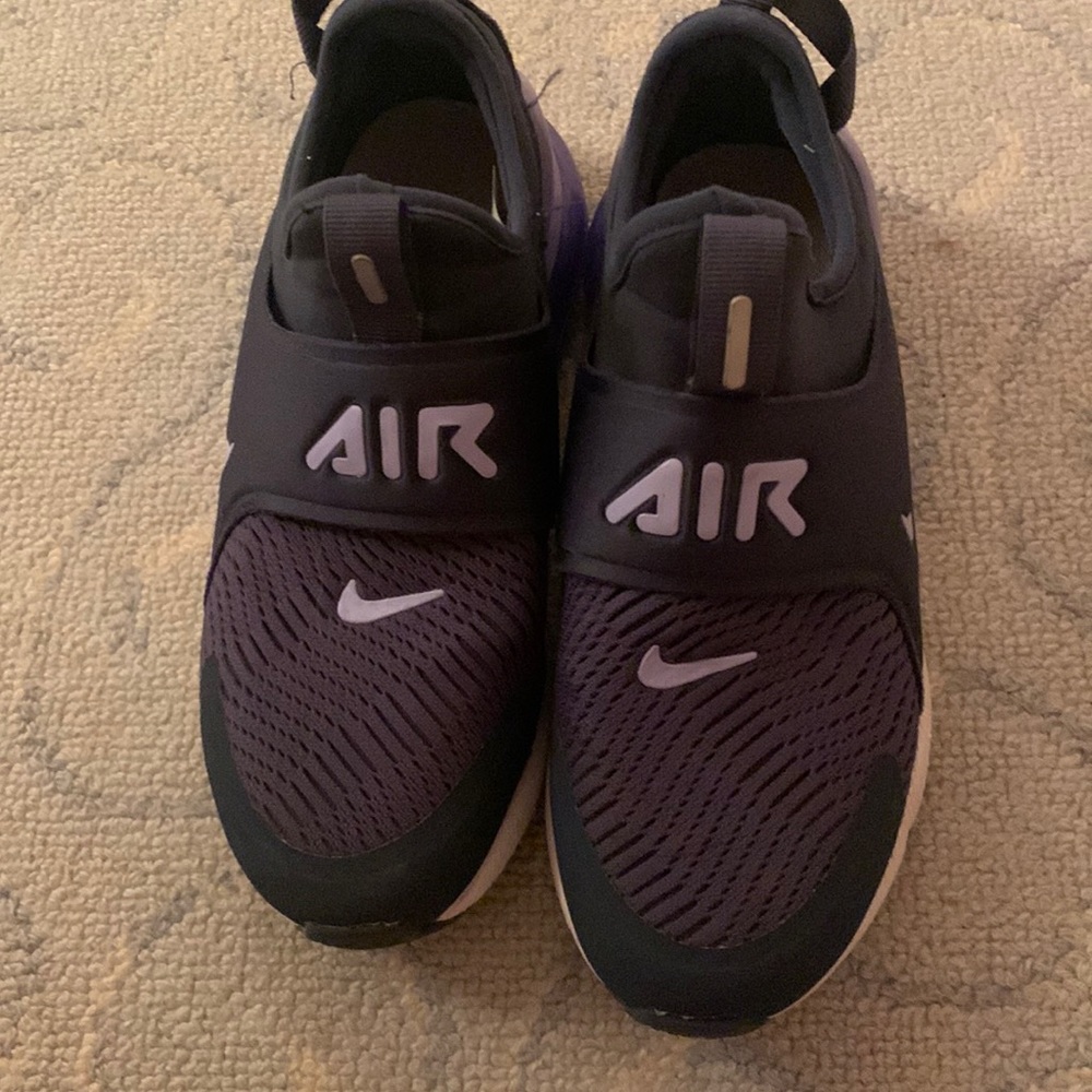 PURPLE NIKE AIR MAX
